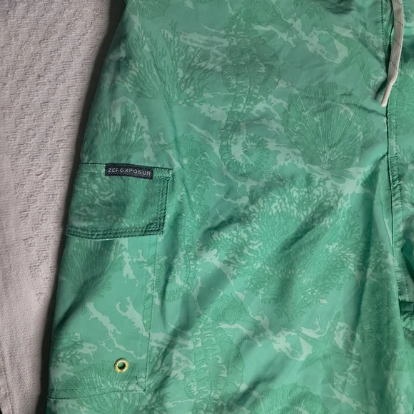 Men's XXL green swim shorts - Picture 4 of 6